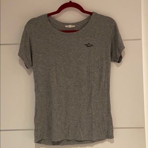 grey t-shirt